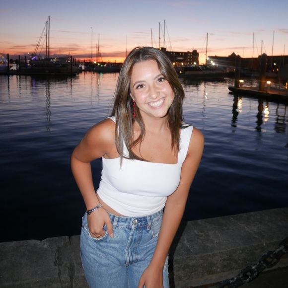 MEET YOUR POSHER - Picture 1 of 1